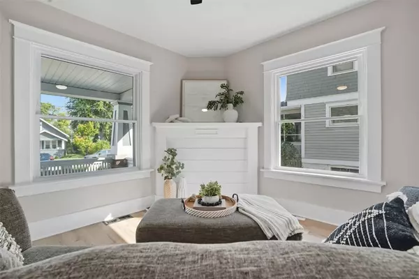 413 34th NE, Cedar Rapids, IA 52402