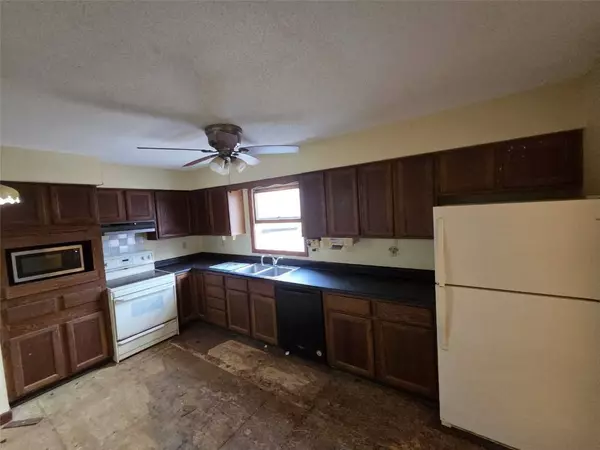 275 5th AVE, Marion, IA 52302