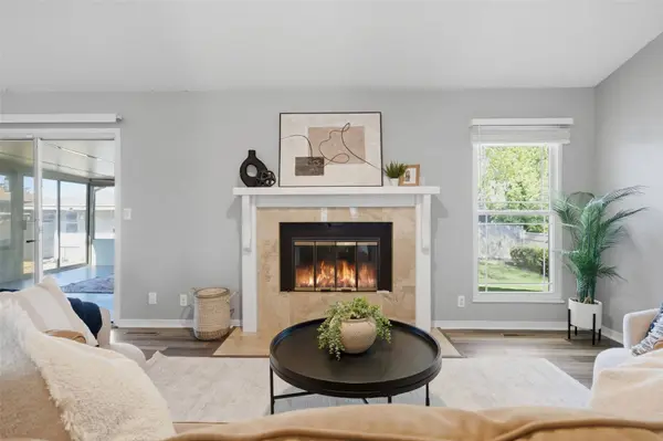 210 Stone Hedge DR NW, Cedar Rapids, IA 52405
