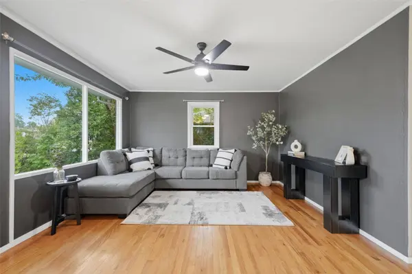 4402 Lee ST NE, Cedar Rapids, IA 52402