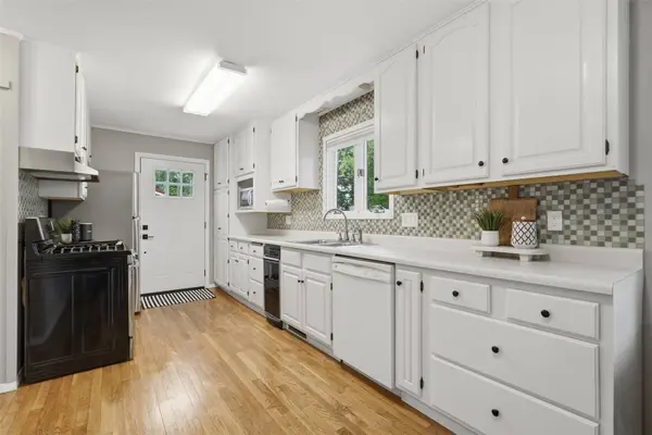 4402 Lee ST NE, Cedar Rapids, IA 52402