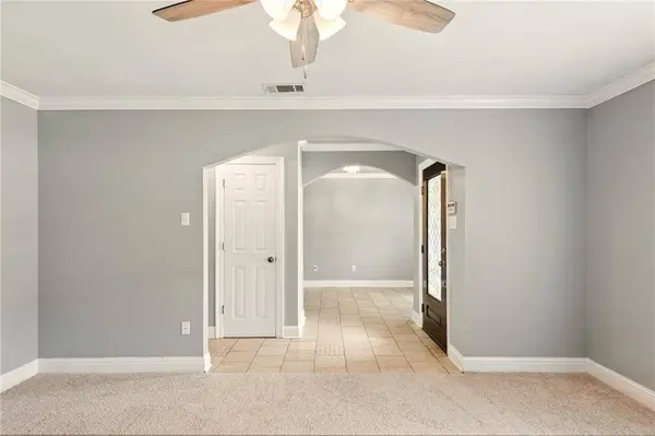 1900 WOODS DR, Metairie, LA 70001