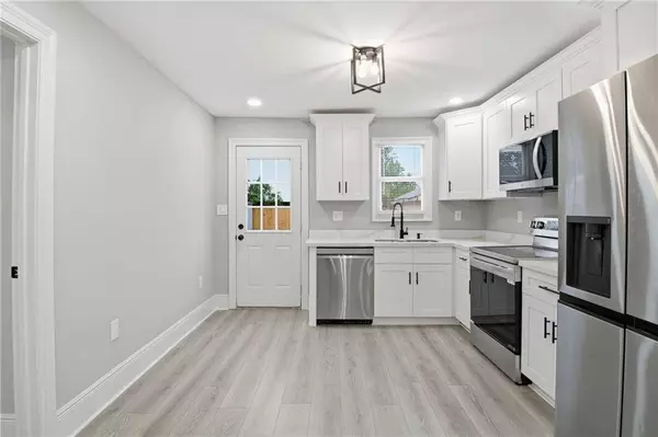 402 WALLACE DR, New Orleans, LA 70122