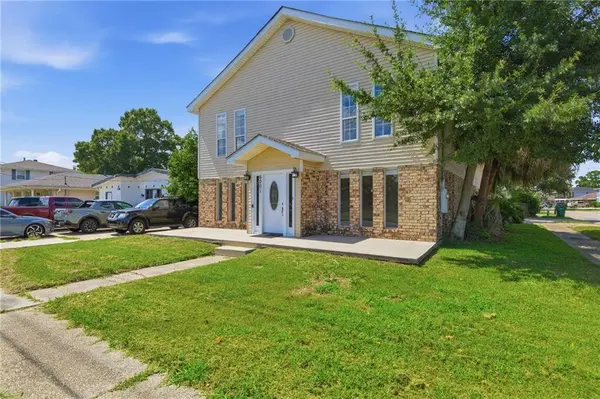 6001 W ESPLANADE AVE, Metairie, LA 70003