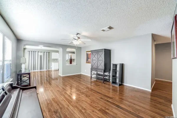 8115 Stagwood, San Antonio, TX 78254