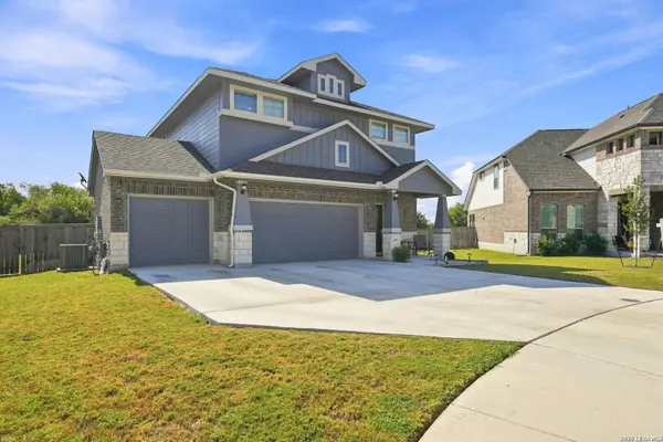 4902 Village, Marion, TX 78124