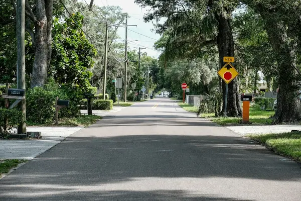 feature image of Suffolk Neighborhoods to Know: Home Styles, Amenities, and Lifestyle