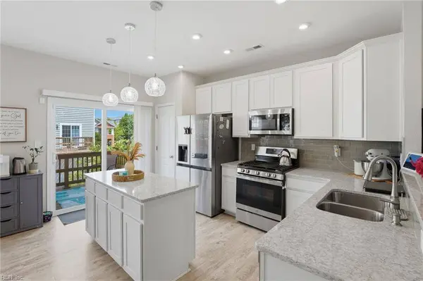 215 Runnel ST, Hampton, VA 23666