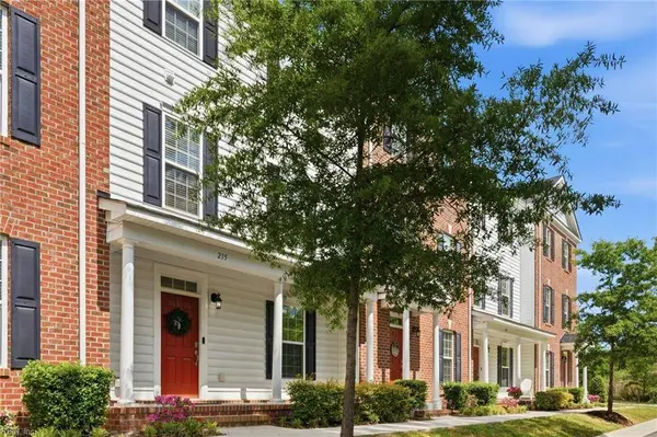215 Runnel ST, Hampton, VA 23666