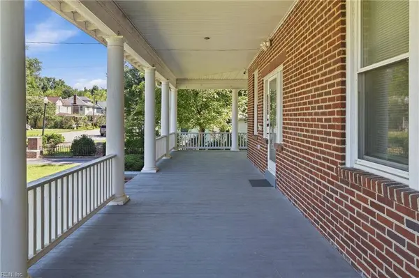 6753 S S Quay Road RD, Suffolk, VA 23437