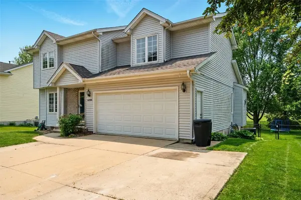 1255 Pacific ST, Ely, IA 52227