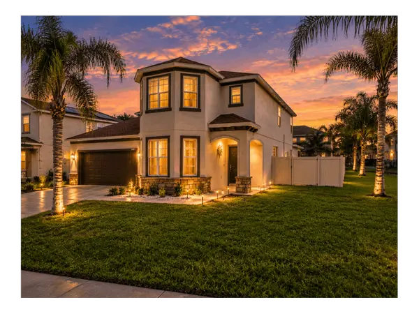 feature image of More Space. More Flexibility. A 5-Bedroom Apopka Home Designed Around the Way You Live.