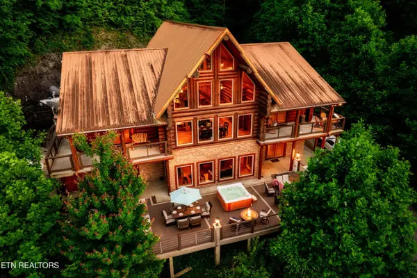 4314 Carolina Cove WAY, Pigeon Forge, TN 37863