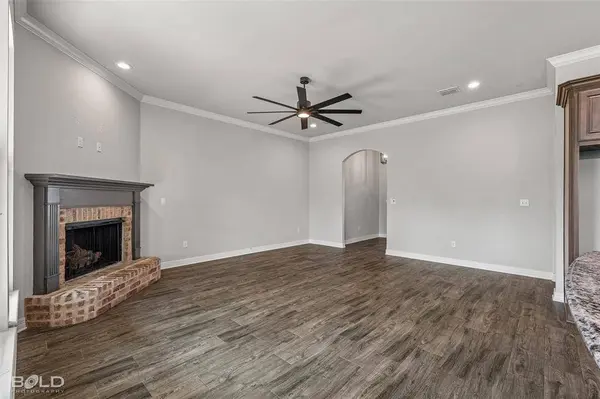 1130 Green Wood Circle, Haughton, LA 71037