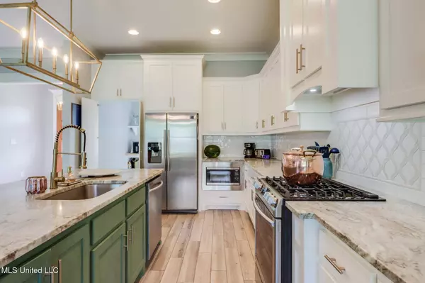 368 Goose Pointe Boulevard, Biloxi, MS 39531