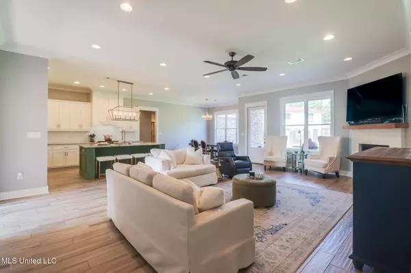 368 Goose Pointe Boulevard, Biloxi, MS 39531