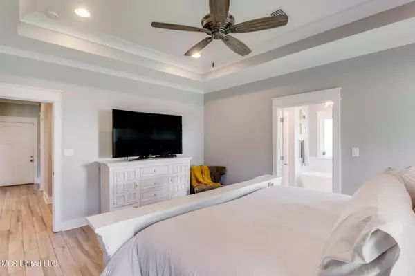 368 Goose Pointe Boulevard, Biloxi, MS 39531