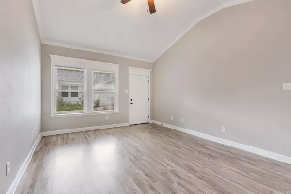 33 Woodhaven Drive, Cabot, AR 72023