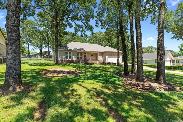 24 Sun Valley Drive, Cabot, AR 72023