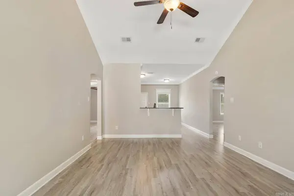 15 Woodhaven Drive, Cabot, AR 72023