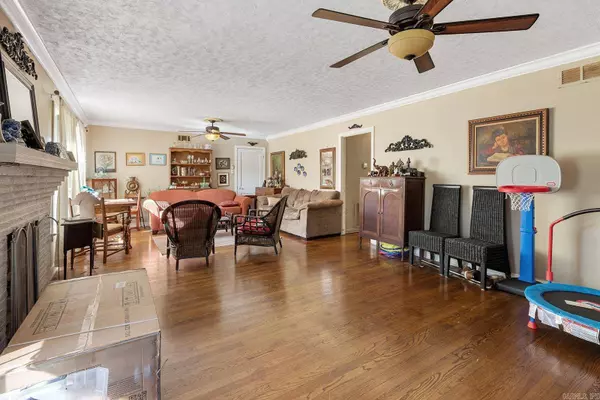 8110 Ascension Road, Little Rock, AR 72204