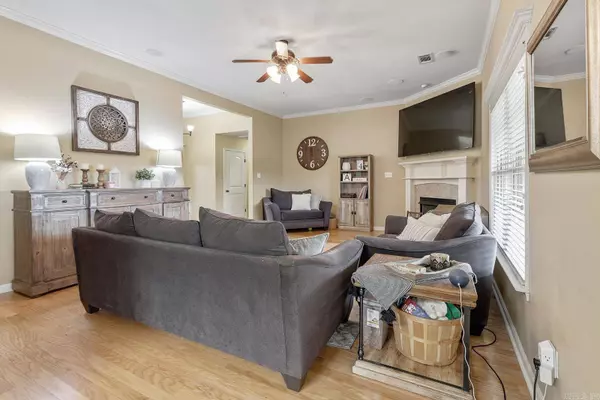 2104 Magna Carta Lane, Bryant, AR 72022