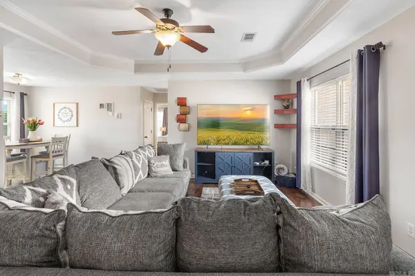 207 Plum Drive, Austin, AR 72007