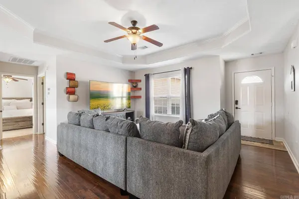 207 Plum Drive, Austin, AR 72007