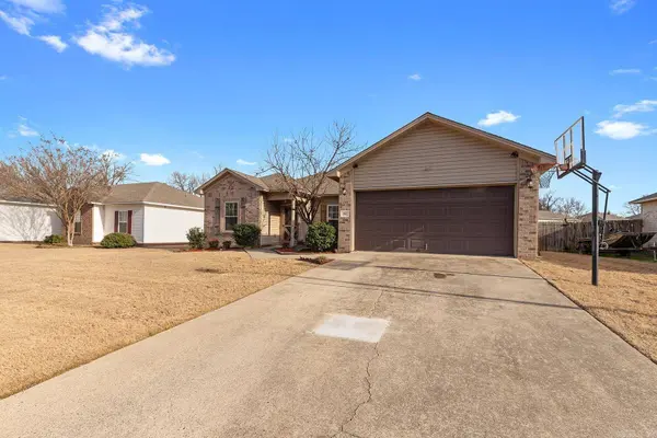 207 Plum Drive, Austin, AR 72007