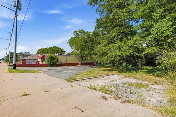 1601 S University Avenue, Little Rock, AR 72204