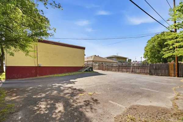 1601 S University Avenue, Little Rock, AR 72204