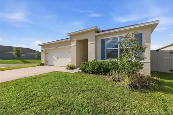 11308 AMBER RIDGE DR, Zellwood, FL 32798
