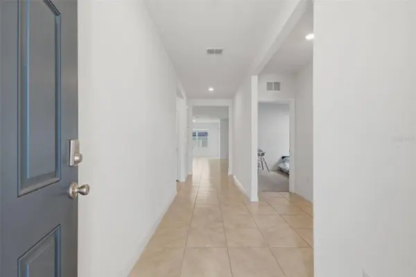 11308 AMBER RIDGE DR, Zellwood, FL 32798