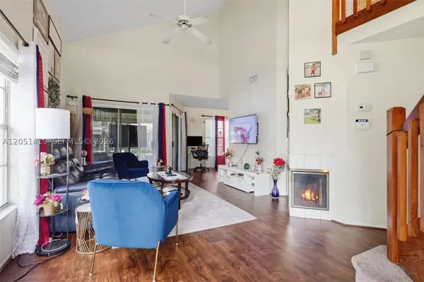 4478 Oak Arbor Circ, Orlando, FL 33808