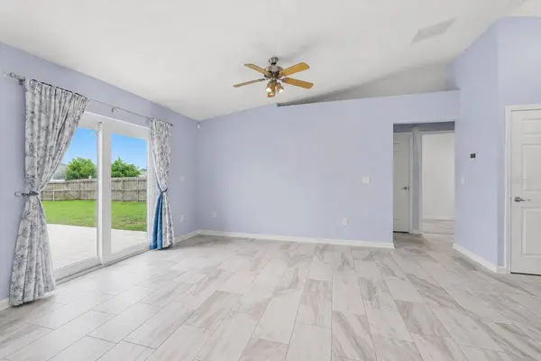 1233 MERRIMACK DR, Davenport, FL 33837
