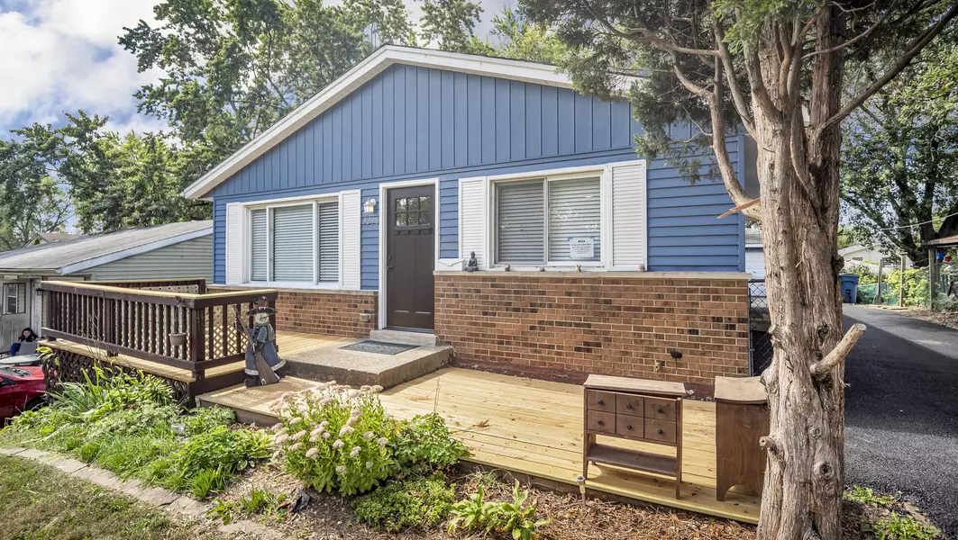 3216 Butler Ave, Steger, IL 60475-1143