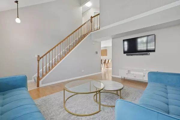 93 Berkshire CT, Gurnee, IL 60031