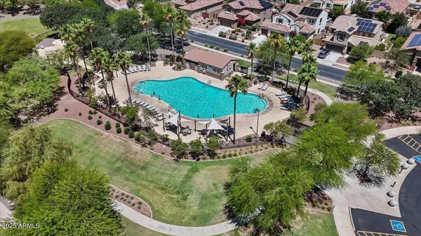 17461 W MOLLY Lane, Surprise, AZ 85387