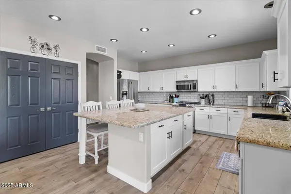 21638 N 85TH Avenue, Peoria, AZ 85382