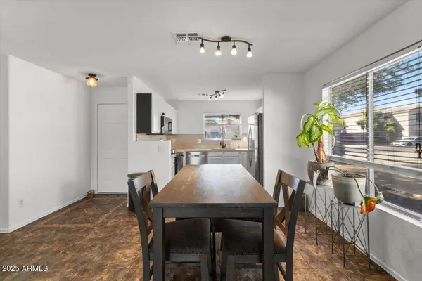 16236 W WOODLANDS Avenue, Goodyear, AZ 85338