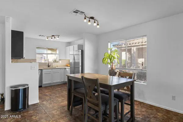 16236 W WOODLANDS Avenue, Goodyear, AZ 85338