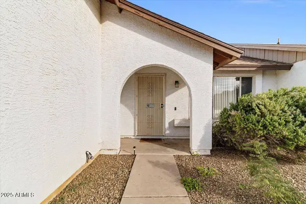 3004 W IRMA Lane, Phoenix, AZ 85027