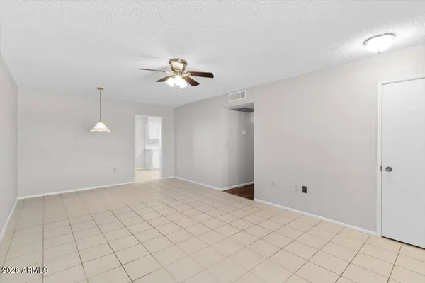 11007 W THUNDERBIRD Boulevard, Sun City, AZ 85351