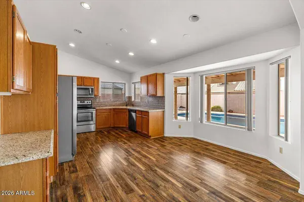 17520 N 84TH Lane, Peoria, AZ 85382