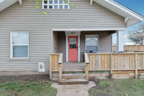726 E Walnut ST, Cushing, OK 74023