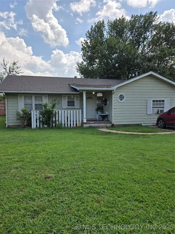 1003 E 4th ST, Cushing, OK 74023