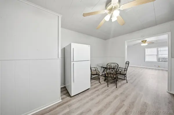 616 E Cherry ST, Cushing, OK 74023