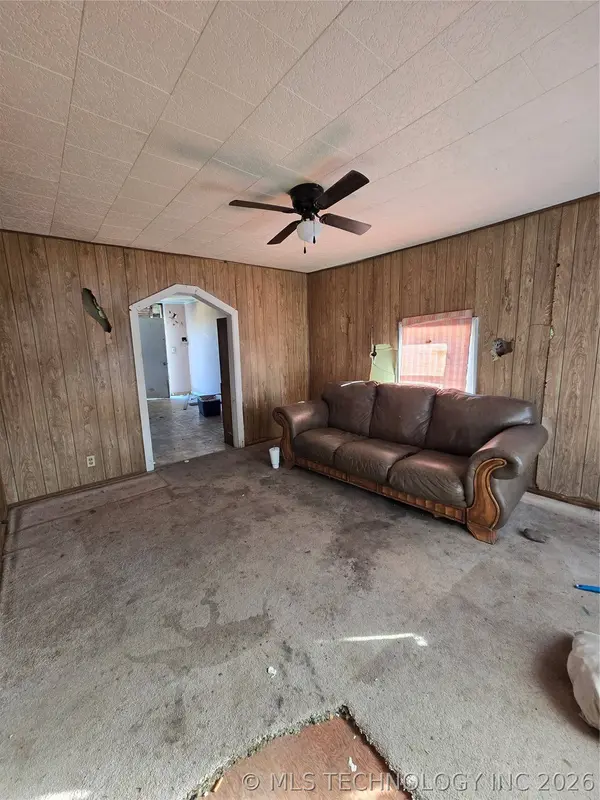 106 W Greenlee, Cushing, OK 74023
