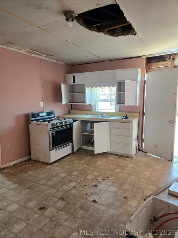 106 W Greenlee, Cushing, OK 74023