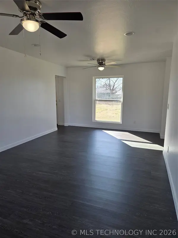1501 E Moses ST, Cushing, OK 74023